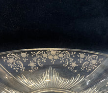 Load image into Gallery viewer, Vintage Meadow Rose Baroque Oval Serving Bowl