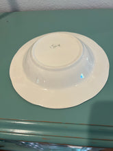 Load image into Gallery viewer, Vintage Homer Laughlin Rim Soup Bowl - Pattern HLC259