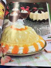 Load image into Gallery viewer, 1982 Southern Living Annual Cookbook