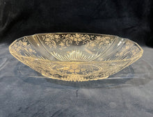 Load image into Gallery viewer, Vintage Meadow Rose Baroque Oval Serving Bowl