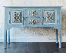 Load image into Gallery viewer, Decor Poly - Ethereal Bouquet
